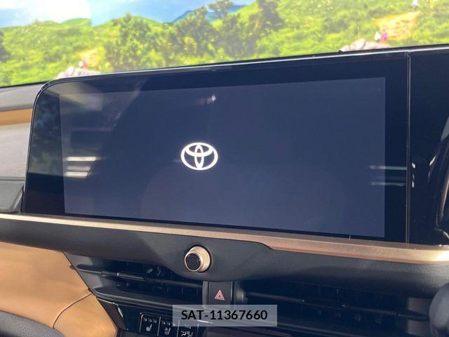 Toyota Crown Sports 2025-12 8365324-3
