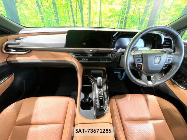 Toyota Crown Sports 2024-03 8365329-1