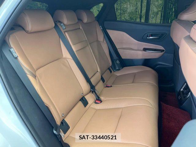Toyota Crown Sports 2024-03 8365331-10