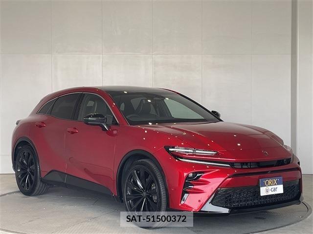 Toyota Crown Sports 2023-11 8371556-13