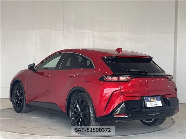 Toyota Crown Sports 2023-11 8371556-14