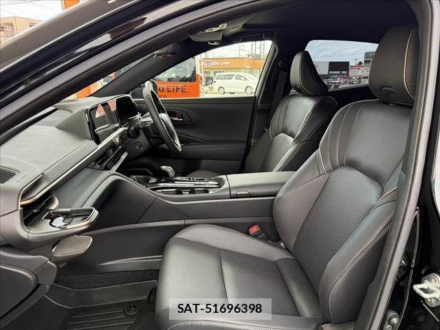 Toyota Crown Sports 2024-11 8411819-16