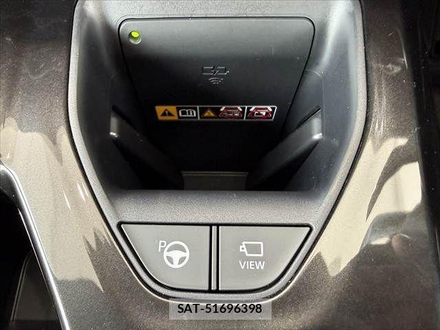 Toyota Crown Sports 2024-11 8411819-24