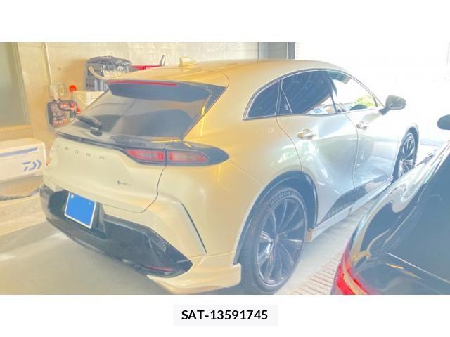 Toyota Crown Sports 2025-01 8411820-3