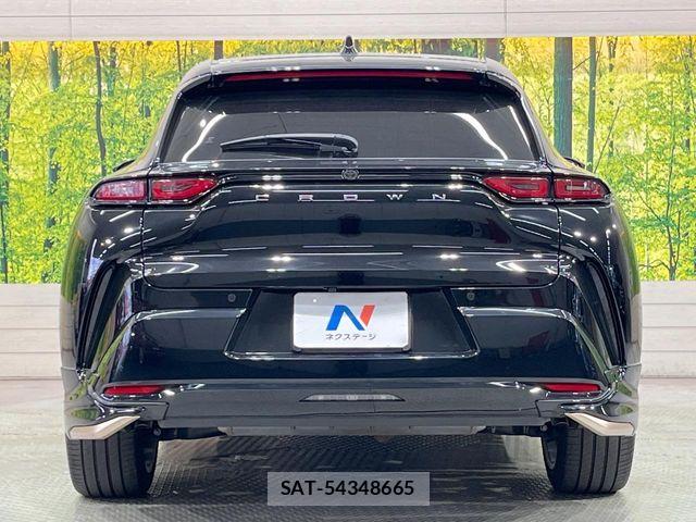 Toyota Crown Sports 2024-03 8438037-14