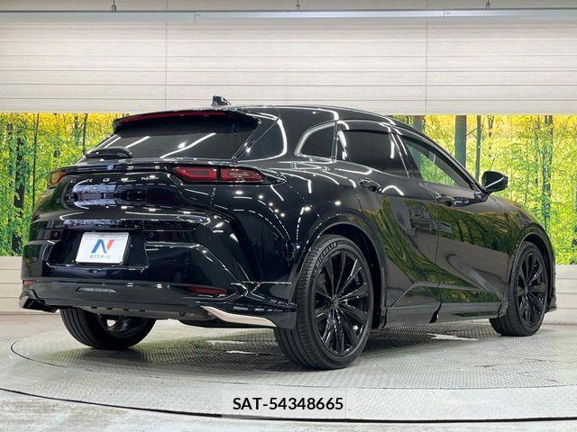 Toyota Crown Sports 2024-03 8438037-15