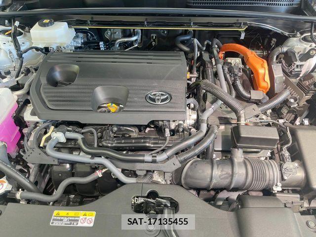 Toyota Crown Sports 2025-01 8438033-17