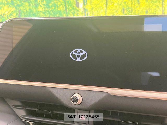 Toyota Crown Sports 2025-01 8438033-3