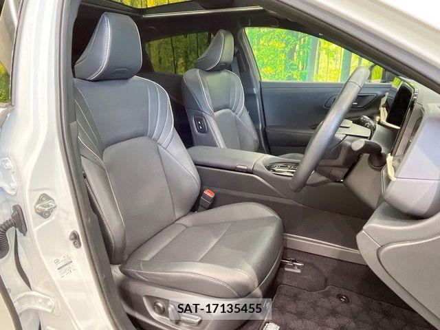 Toyota Crown Sports 2025-01 8438033-7