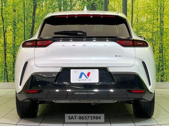 Toyota Crown Sports 2024-03 8438038-14