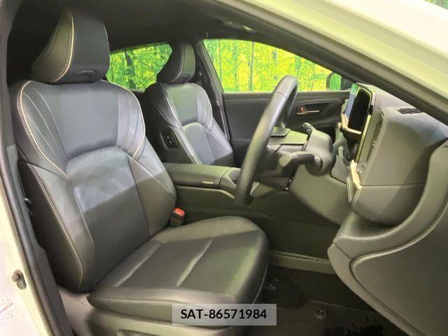 Toyota Crown Sports 2024-03 8438038-7