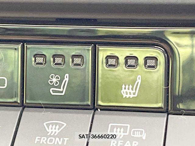Toyota Crown Sports 2024-03 8457246-4