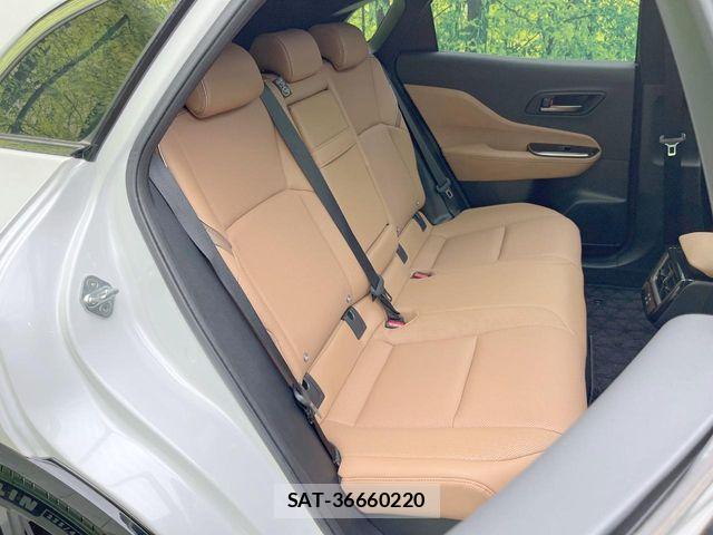 Toyota Crown Sports 2024-03 8457246-8
