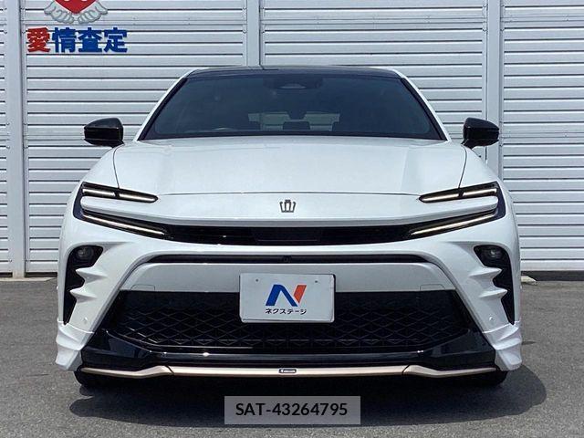 Toyota Crown Sports 2025-01 8457247-12