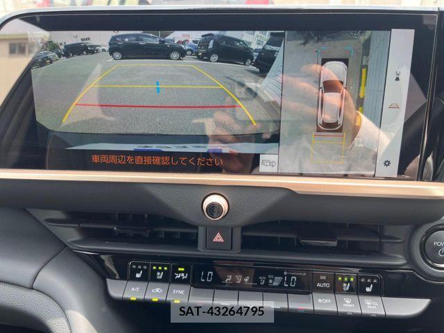 Toyota Crown Sports 2025-01 8457247-3