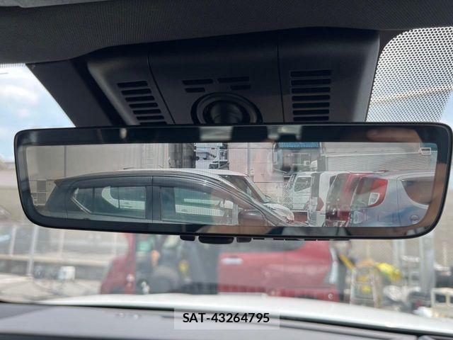 Toyota Crown Sports 2025-01 8457247-4