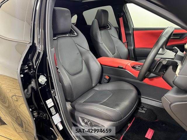 Toyota Crown Sports 2024-05 8485208-4