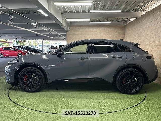 Toyota Crown Sports 2024-11 8485214-16