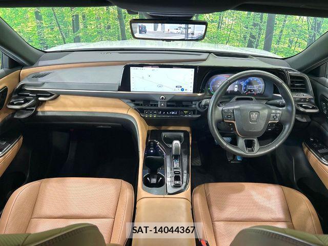 Toyota Crown Sports 2024-10 8524189-1
