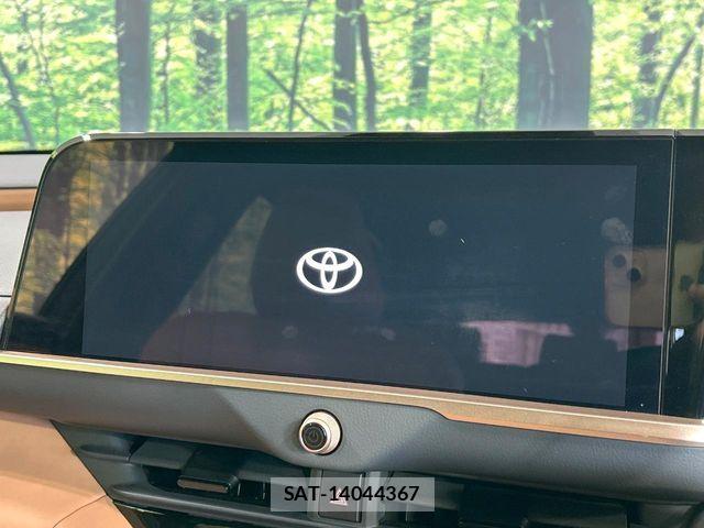 Toyota Crown Sports 2024-10 8524189-2