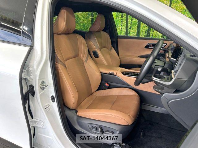 Toyota Crown Sports 2024-10 8524189-7