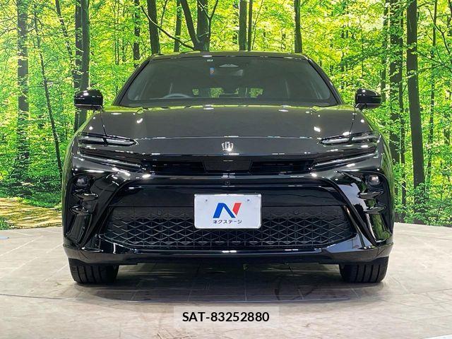 Toyota Crown Sports 2025-02 8524187-13