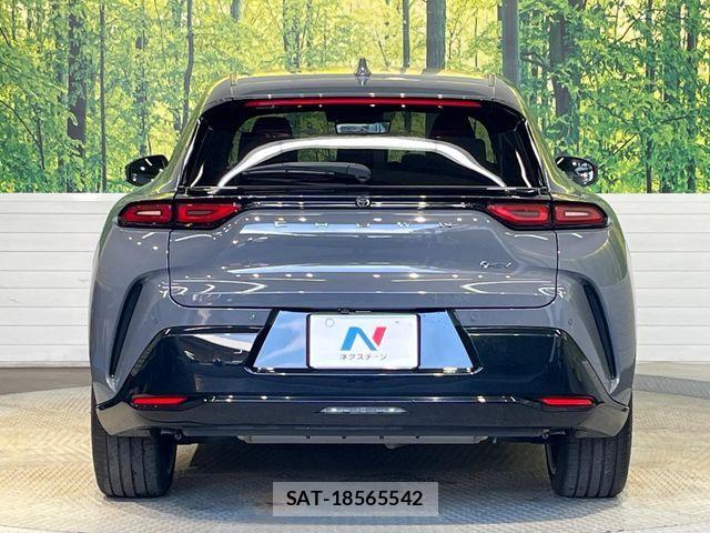 Toyota Crown Sports 2024-10 8561577-15