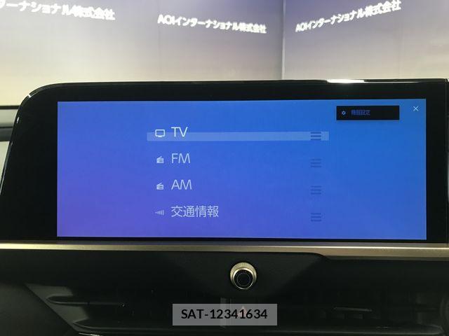Toyota Crown Sports 2025-12 8561584-12
