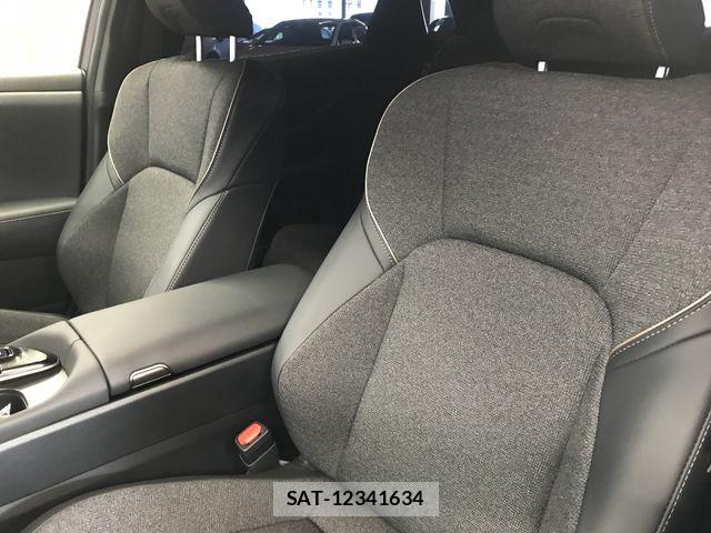 Toyota Crown Sports 2025-12 8561584-16