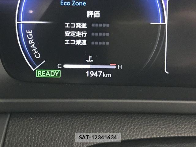 Toyota Crown Sports 2025-12 8561584-1