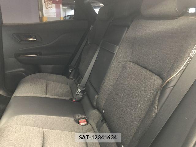 Toyota Crown Sports 2025-12 8561584-20