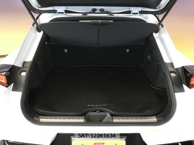 Toyota Crown Sports 2025-12 8561584-22