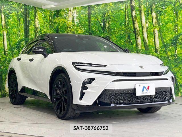 Toyota Crown Sports 2024-04 8561581-15