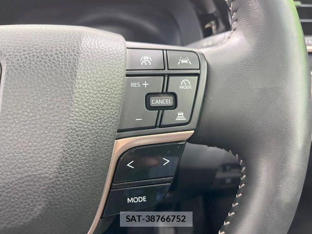 Toyota Crown Sports 2024-04 8561581-6