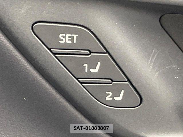 Toyota Crown Sports 2023-10 8561582-10