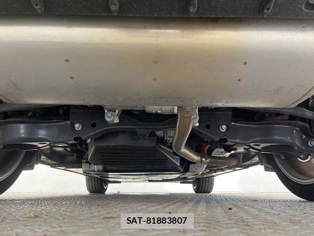 Toyota Crown Sports 2023-10 8561582-18