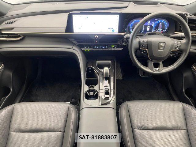 Toyota Crown Sports 2023-10 8561582-1