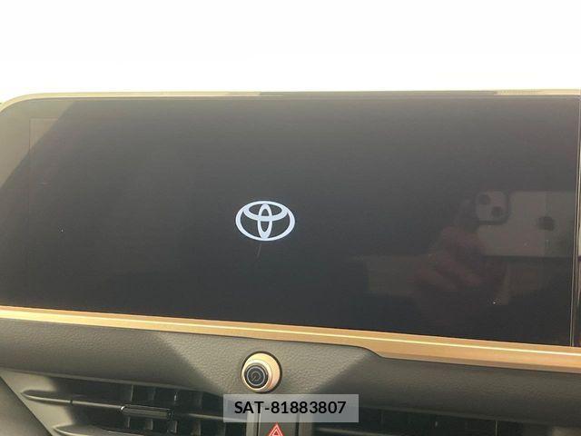 Toyota Crown Sports 2023-10 8561582-5
