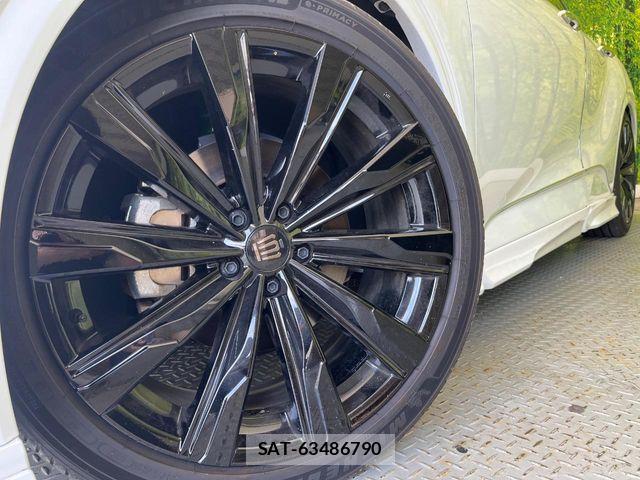 Toyota Crown Sports 2025-04 8561579-12