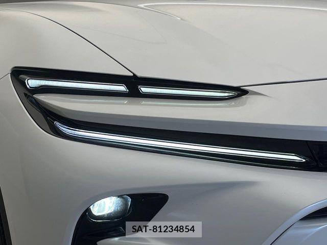 Toyota Crown Sports 2024-09 8561576-14