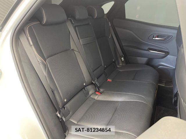 Toyota Crown Sports 2024-09 8561576-15