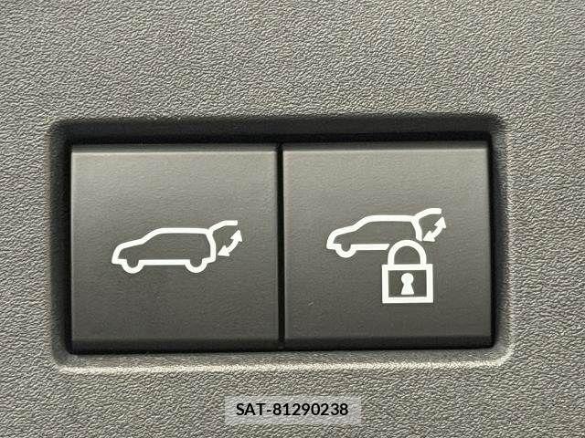 Toyota Crown Sports 2024-01 8626307-9