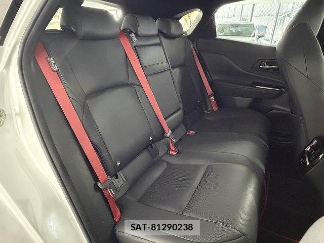 Toyota Crown Sports 2024-01 8626307-5