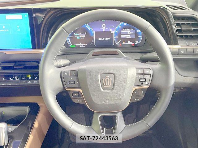 Toyota Crown Sports 2024-12 8626311-10