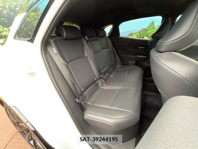 Toyota Crown Sports 2025-03 8626315-8