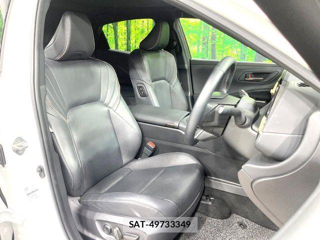 Toyota Crown Sports 2025-03 8626313-10