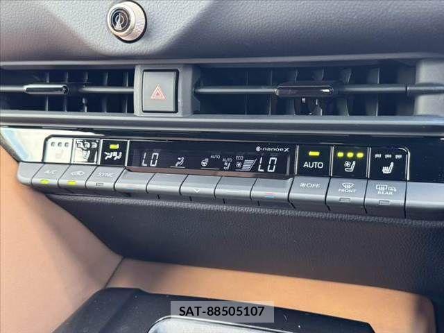 Toyota Crown Sports 2024-06 8626314-4