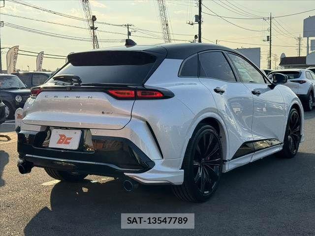 Toyota Crown Sports 2024-09 8626308-14