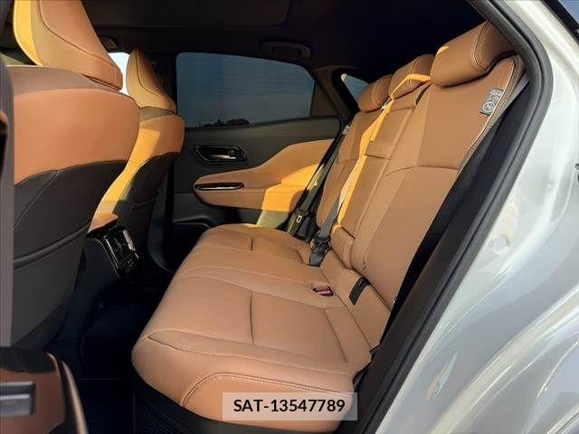 Toyota Crown Sports 2024-09 8626308-17