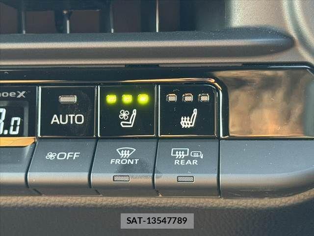 Toyota Crown Sports 2024-09 8626308-27